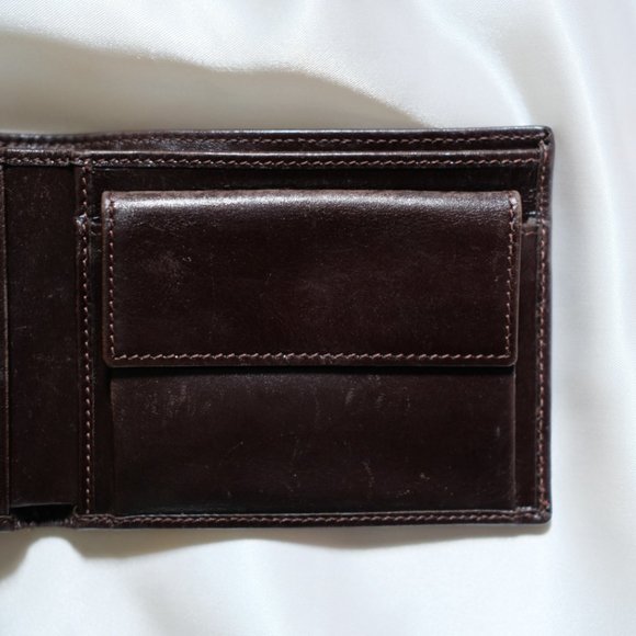 ✨ Authentic Pre-loved FENDI Zucca Bifold Wallet - Brown Canvas Leather - Picture 4 of 6